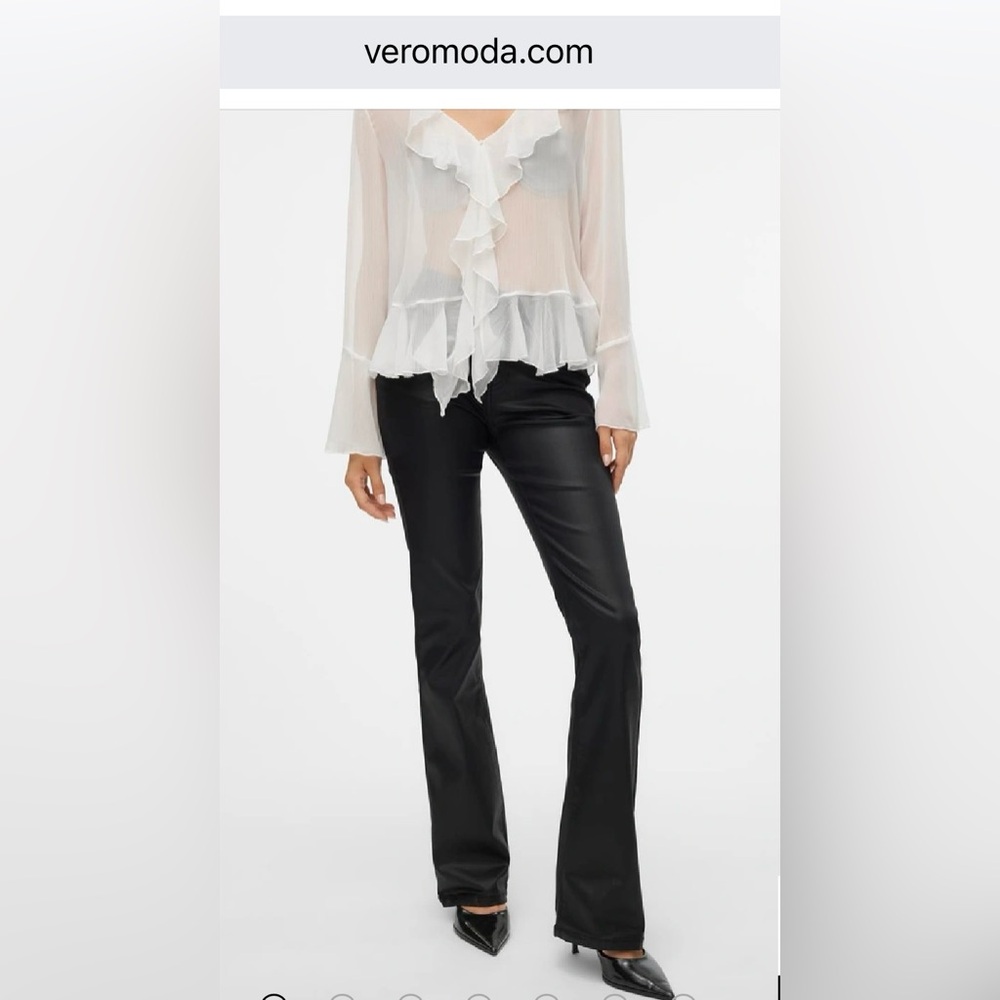 Vero Moda Lacquered Flared Jeans